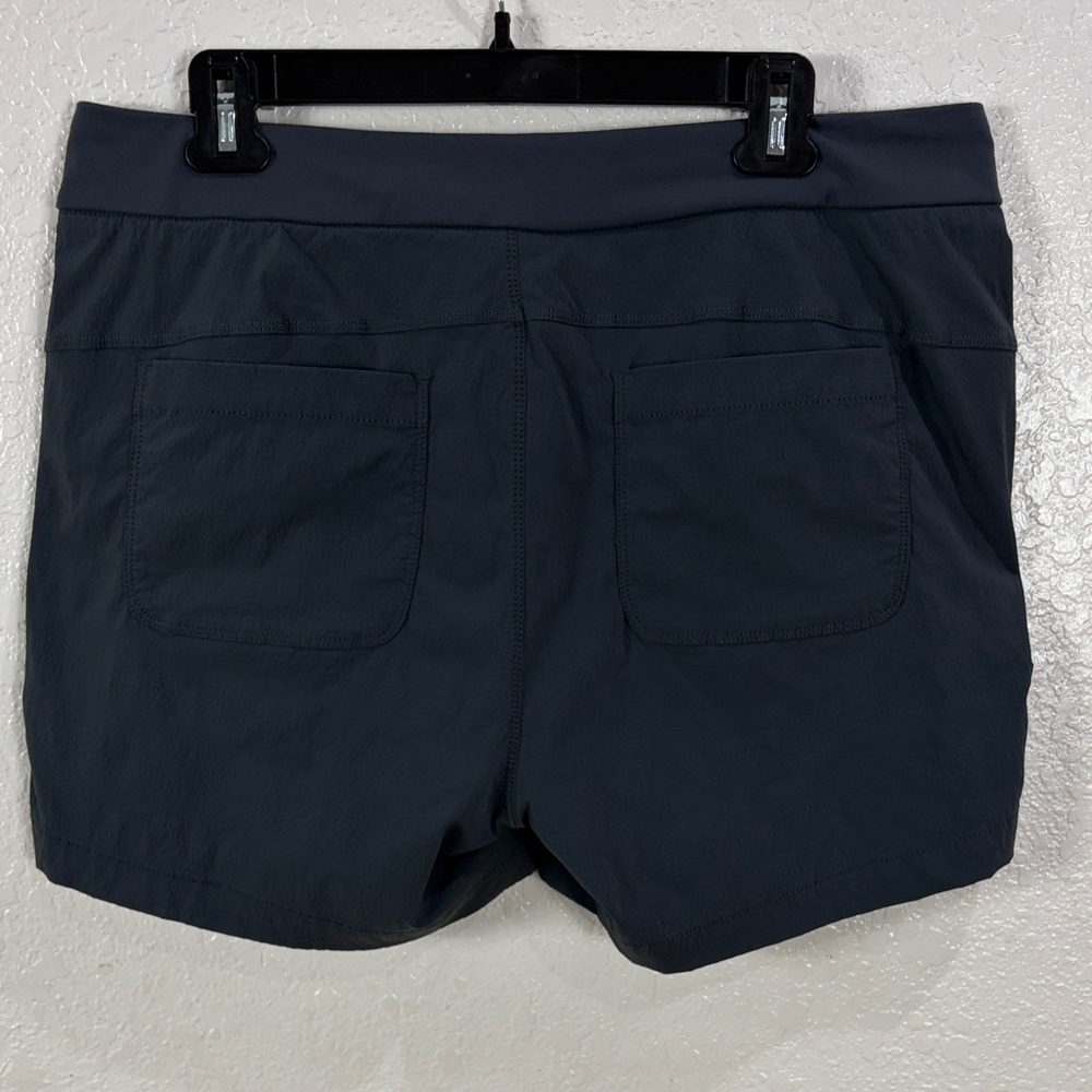 Athleta Women's Cargo Shorts,Size 14 - Picture 6 of 17